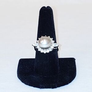 Faux Gray Pearl and cubic zirconia ring 8.5